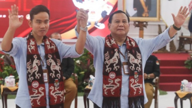 Prabowo Subianto dan Gibran Rakabuming Raka mendaftar ke KPU RI sebagai Capres dan Cawapres.
