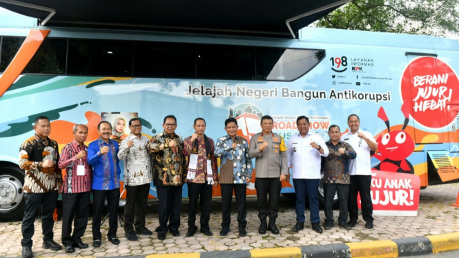 Wakil Ketua KPK, Nurul Gufron hadiri roadshow bus KPK di Kota Medan.
