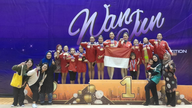 Atlet senam Sumut (kibarkan bendera Indonesia) raih emas di kejuaraan internasional di Thailand.