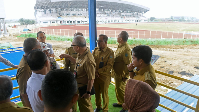 Pj Gubernur Sumut, Hassanudin meninjau progres pembangunan venue PON 2024 Wilayah Sumut.