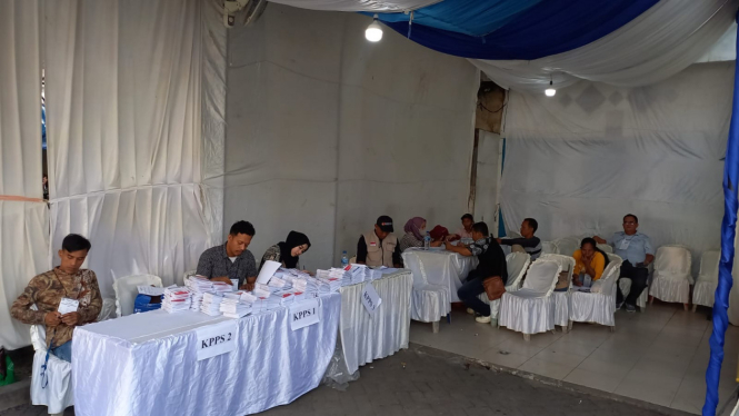 Pelaksanaan PSU di TPS 05 Kelurahan Titi Kuning Kecamatan Medan Johor, Kota Medan.
