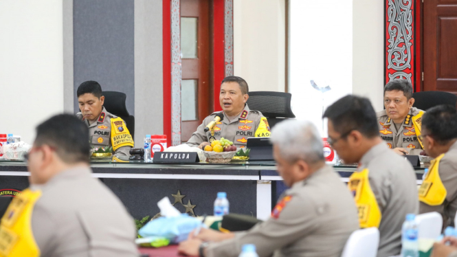 Kapolda Sumut, Irjen Pol Agung Setya Imam Effendi pimpin Rakor pengamanan penyelenggaraan F1 Powerboat 2024 Danau Toba.