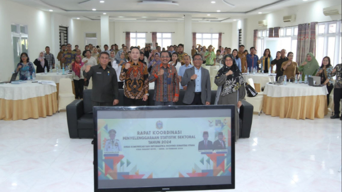 Kadis Kominfo Sumut, Ilyas S Sitorus membuka Rakor Penyelenggaraan Statistik Sektoral 2024 di Hotel Khas, Kabupaten Simalungun.