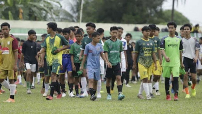 Para pemain seleksi Timnas U-20 dan U-16 di Sumut.