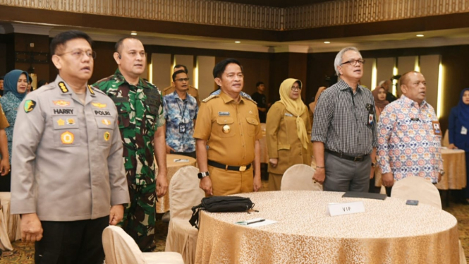 Pj Gubernur Sumut, Hassanudin membuka Temu Kerja Stakeholder dan Mitra Kerja BKKBN dalam Rangka Penguatan BAAS.