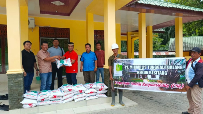 Sambut Lebaran, PT Rapala salurkan CSR ke masyarakat di Kabupaten Langkat.