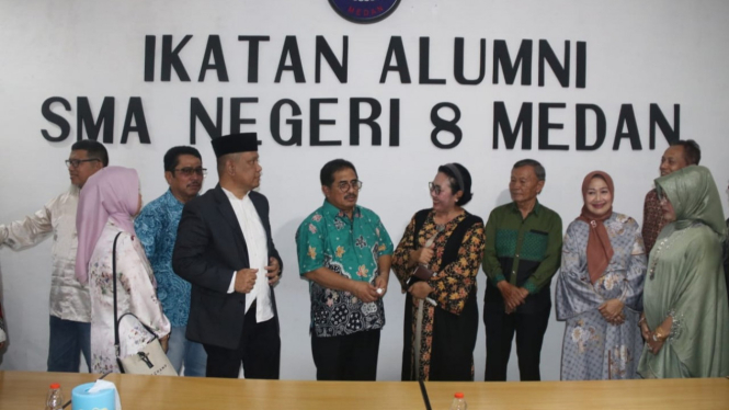 Peresmian Sekretariat Ikatan Alumni SMA Negeri 8 Medan.