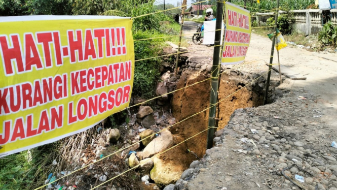 Lokasi longsor di Desa Rumah Galuh Kecamatan Sei Bingai, Langkat.