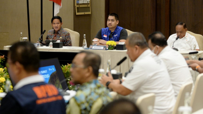 Pj Gubernur Sumut, Hassanudin dan Menpora RI, Dito Ariotedjo rakor persiapan PON 2024.
