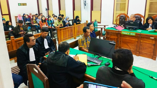 Sidang penggelembungan suara di PN Medan.