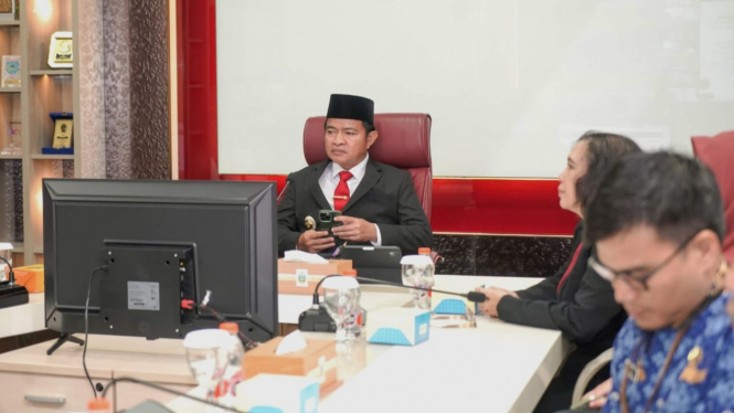 Pj Gubernur Sumut, Hassanudin Rakor Inflasi Daerah secara virtual.