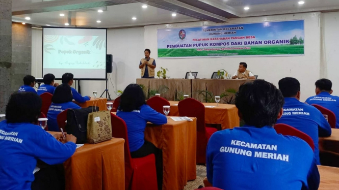 Pembekalan masyarakat dalam meningkatkan ketahanan pangan Desa tahun 2024.