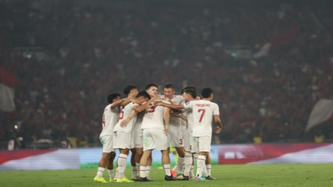 Pemain Timnas Indonesia merayakan gol ke gawang Filipina.