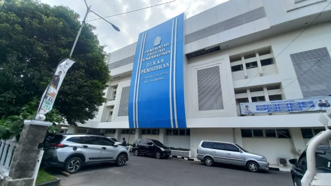 Kantor Dinas Pendidikan Sumut di Kota Medan.