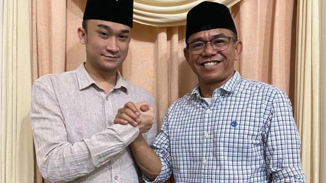 Bacalon Wali Kota Medan, Zakiyuddin Harahap bersama Sultan Deli, Aria Mahmud Lamanjiji Perkasa Alam.