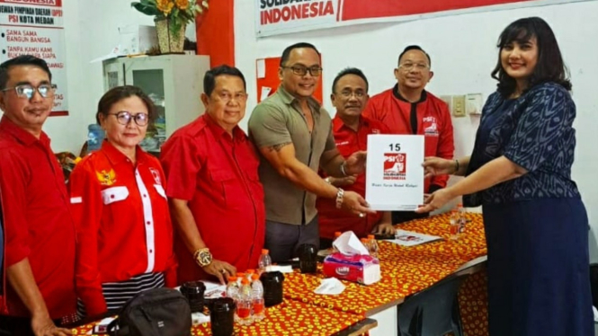 Suryani Paskah Naiborhu, saat menjalani fit and proper test di PSI Kota Medan.