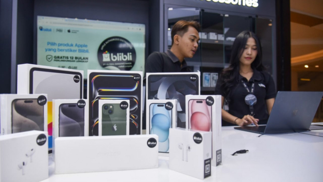 Beli produk berstiker Blibli, gratis 12 bulan perlindungan lengkap.