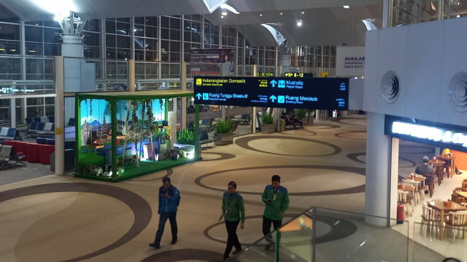 Aktifitas di Bandara Kualanamu Internasional.