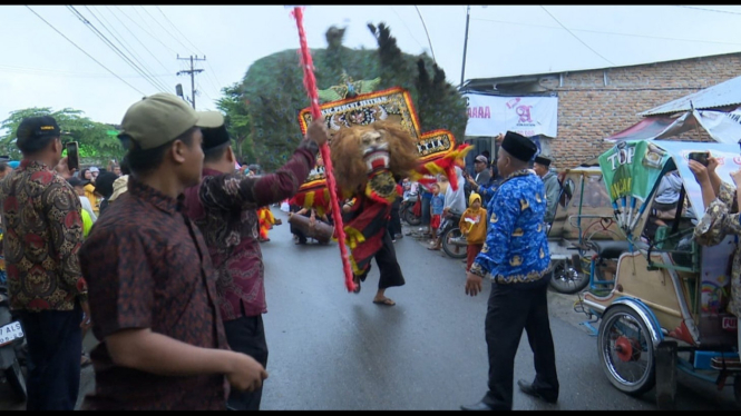 Kemeriahan Karnaval HUT ke-79 RI, di Desa Kolam, Deliserdang.