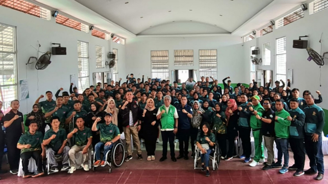 Pelepasan dosen dan mahasiswa STOK Bina Guna yang tergabung dalam kontingen Sumut sebagai atlet dan pelatih pada PON XXI Aceh-Sumut dan Peparnas XVII Solo Tahun 2024.