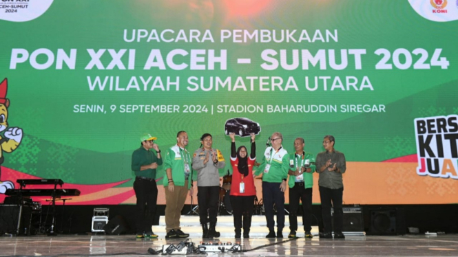 Pemenang undian pada pembukaan PON 2024 Wilayah Sumut.