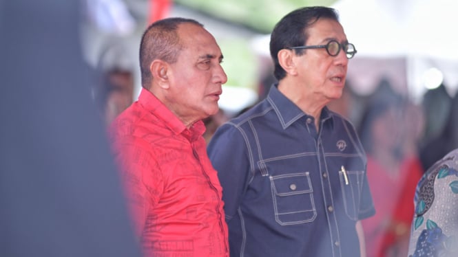 Ketua DPP PDIP Bidang Hukum dan HAM, Advokasi Rakyat, Yasonna Laoly bersama Bacalon Gubernur Sumut, Edy Rahmayadi.