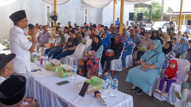 Bacalon Wakil Wali Kota Medan, Zakiyuddin Harahap bertemu masyarakat.