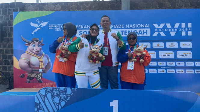 Atlet para atletik Sumut, Siti Nuraisyah Asikin berhasil meraih medali emas di Peparnas Solo 2024.