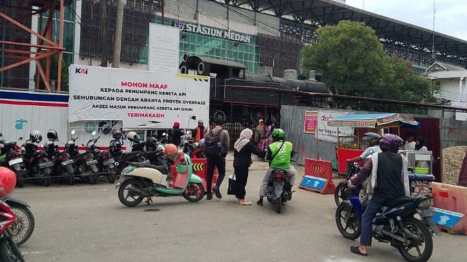 Pengalihan arus lintas di Stasiun Medan.