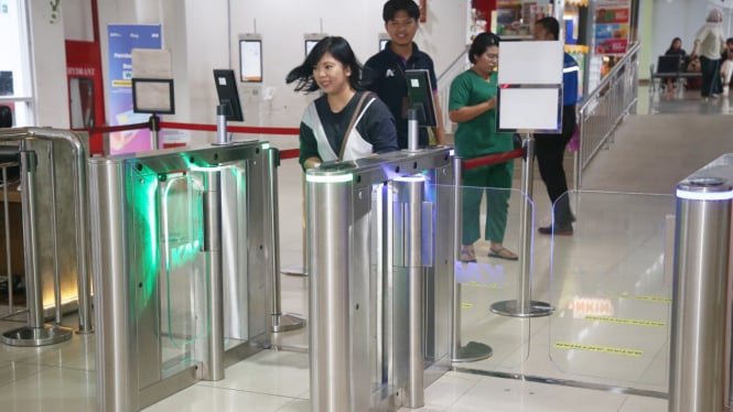 KAI Sumut Dukung SDGs dengan penerapan face recognition boarding gate.