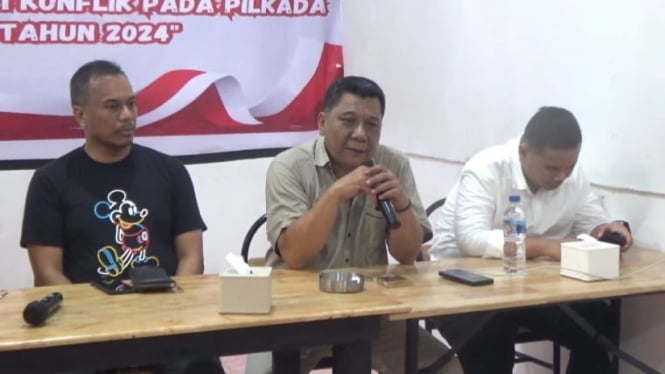 Narasumber di FGD yang dilakukan oleh Aliansi Mahasiswa Sumut.