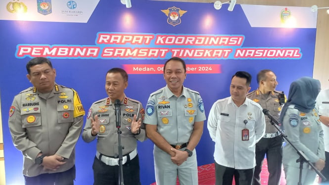 Kakorlantas Polri, Irjen Pol Aan Suhanan berikan keterangan.