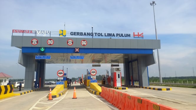 Gerbang Tol Lima Puluh, Kabupaten Batubara.