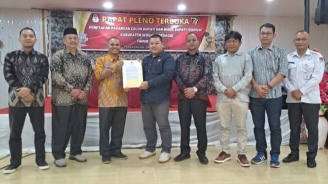 KPU Sergai menggelar rapat pleno penetapan Bupati dan Wakil Bupati Sergai.