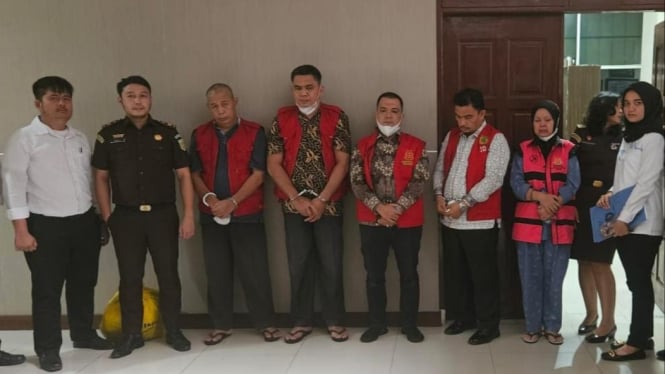 5 tersangka korupsi PPPK Kabupaten Langkat dilimpahkan ke Kejati Sumut.