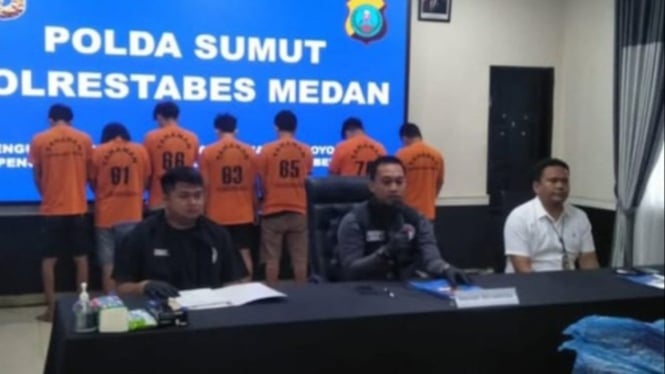 Satnarkoba Polrestabes Medan paparkan pengungkapan ganja 46 kg.