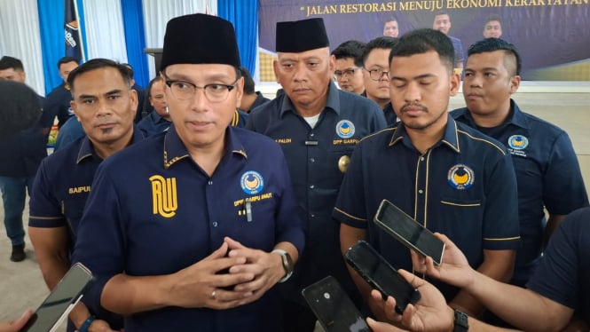 Ketua DPP GARPU, Pietra Machreza Paloh dan Ketua DPW GARPU Sumut, Rico Waas, melantik pengurus DPD GARPU Deliserdang.