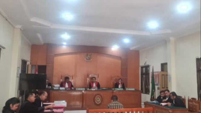 Sidang kasus pembunuhan berencana wartawan di PN Kabanjahe, 3 terdakwa dituntut hukuman mati.