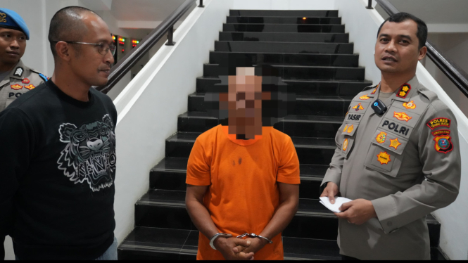 Kapolres Tapsel, AKBP. Yasir Ahmadi paparkan kasus pencabulan 4 santri.