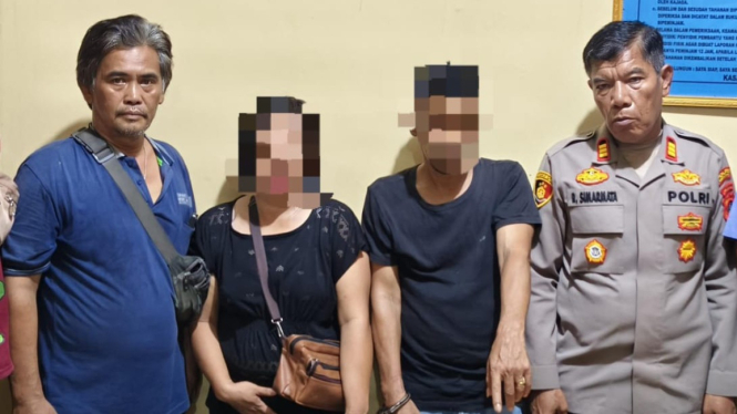 Sepasang kekasih jadi pengedar sabu ditangkap polisi.