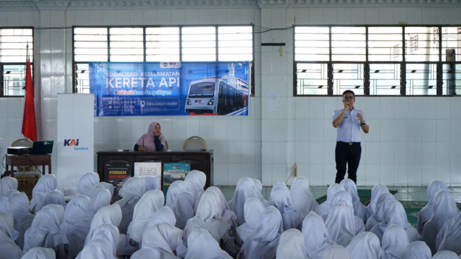 KAI Bandara Medan gelar edukasi di Kampus dan Sekolah wujudkan transportasi aman dan tertib.