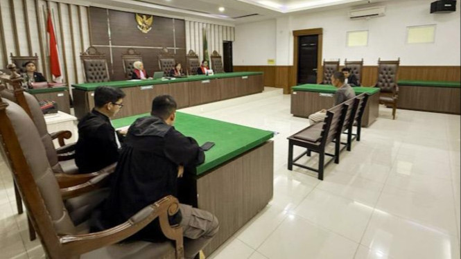 Sidang putusan kasus suami bunuh istri saat live Facebook di PN Sei Rampah.