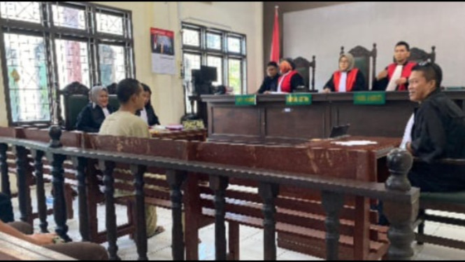 Sidang anak bunuh ibu kandung divonis mati di PN Madina.