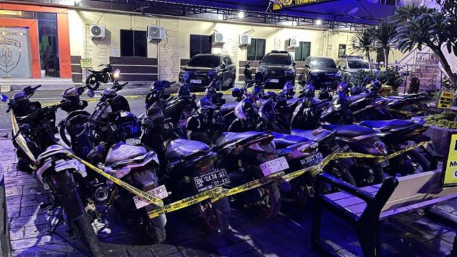 Polrestabes Medan amankan puluhan sepeda motor.