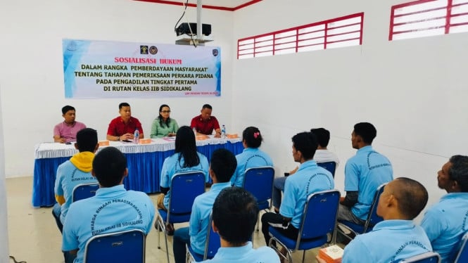 Rutan Kelas IIB Sidikalang bersama LBH Yesaya 56 Dairi sosialisasi bantuan hukum bagi warga binaan.
