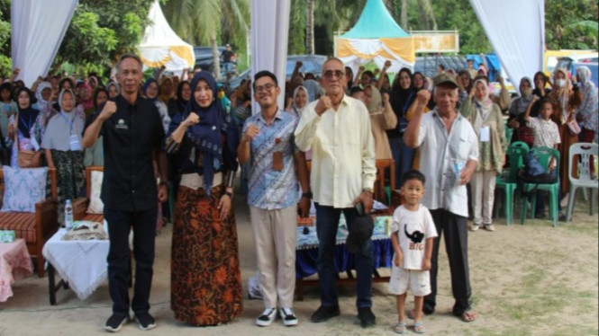 Anggota DPR RI, Delia Pratiwi bersama Badan Gizi Nasional sosialisasi MBG di Kecamatan Stabat, Langkat.