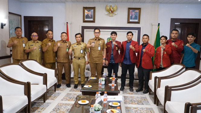 Walikota Medan, Rico Waas saat menerima audiensi PC IMM Kota Medan.
