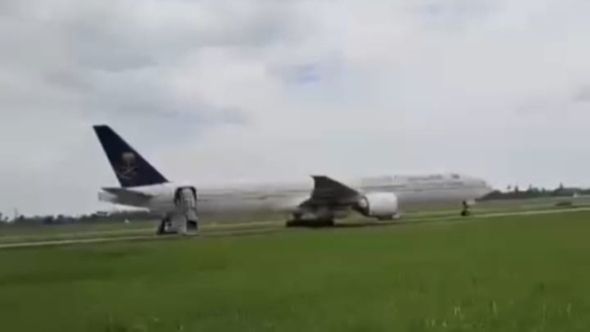 Pesawat Saudi Arabian Airlines SVA5276 mendarat darurat di Bandara Internasional Kualanamu.