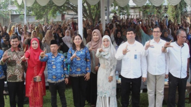 Anggota DPR RI, Delia Pratiwi sosialisasi MBG di Kecamatan Salapian, Kabupaten Langkat.