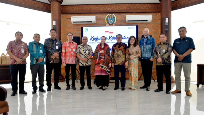Wagub Sumut, Surya terima kunjungan Dubes Polandia.